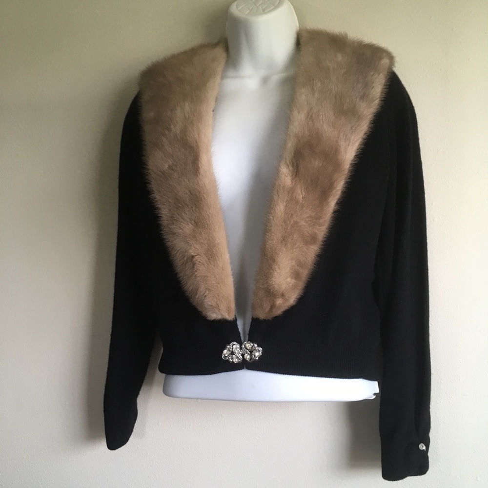 Vintage black cashmere sweater with mink collar S
